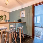 Апартаменты New Cattenom - For Teams & Families - 2 To 5 Beds, 3-min Parking *
