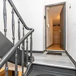 Апартаменты New Cattenom - For Teams & Families - 2 To 5 Beds, 3-min Parking