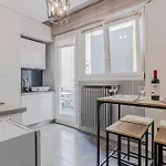New Cattenom - For Teams & Families - 2 To 5 Beds, 3-min Parking