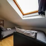 Апартаменты New Cattenom - For Teams & Families - 2 To 5 Beds, 3-min Parking