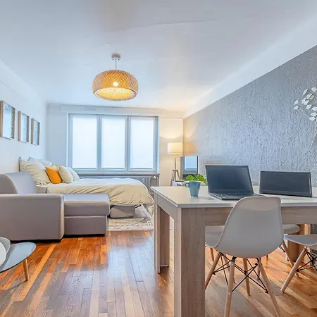 Matcha - 3 Min Parking, Wi-fi, Nespresso - Spacieux & Serein, Ideal Pros Et Familles - Spacious & Serene, Perfect For Pros & Families *