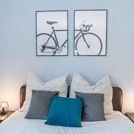 Matcha - 3 Min Parking, Wi-fi, Nespresso - Spacieux & Serein, Ideal Pros Et Familles - Spacious & Serene, Perfect For Pros & Families Hayange