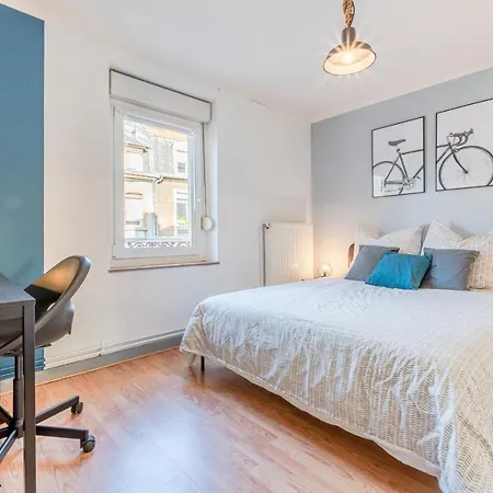 1 & 4 Appts - 1 A 4 Lits - 1 A 7 Pers - Max 25 Pers - 1 Immeuble - Confort, Flexibilite ------ - 1 & 4 Apts - 1 To 4 Beds - 1 To 7 Guests - Up To 25 - Same Building -- Cattenom Hayange
