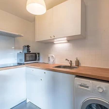 Matcha - 3 Min Parking, Wi-fi, Nespresso - Spacieux & Serein, Ideal Pros Et Familles - Spacious & Serene, Perfect For Pros & Families