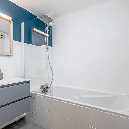 Matcha - 3 Min Parking, Wi-fi, Nespresso - Spacieux & Serein, Ideal Pros Et Familles - Spacious & Serene, Perfect For Pros & Families *