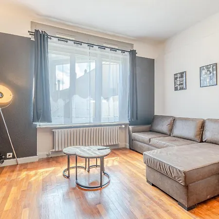 Διαμέρισμα 1 & 5 Appts - 1 A 4 Lits - 1 A 7 Pers - Max 31 Pers - 1 Immeuble - Confort, Flexibilite ------ - 1 & 5 Apts - 1 To 4 Beds - 1 To 7 Guests - Up To 31 - Same Building -- Cattenom Hayange