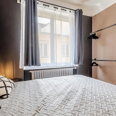 New Cattenom - For Teams & Families - 2 To 5 Beds, 3-min Parking Apartment