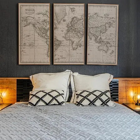 1 & 4 Appts - 1 A 4 Lits - 1 A 7 Pers - Max 25 Pers - 1 Immeuble - Confort, Flexibilite ------ - 1 & 4 Apts - 1 To 4 Beds - 1 To 7 Guests - Up To 25 - Same Building -- Cattenom