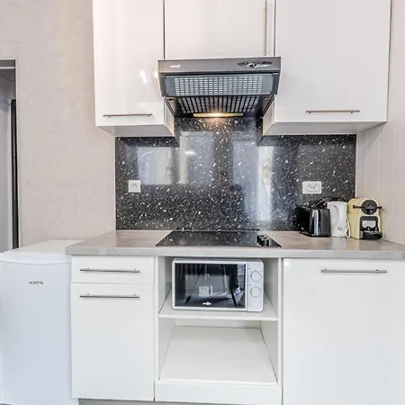 Matcha - 3 Min Parking, Wi-fi, Nespresso - Spacieux & Serein, Ideal Pros Et Familles - Spacious & Serene, Perfect For Pros & Families Apartment *