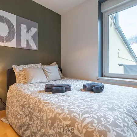 1 & 5 Appts - 1 A 4 Lits - 1 A 7 Pers - Max 31 Pers - 1 Immeuble - Confort, Flexibilite ------ - 1 & 5 Apts - 1 To 4 Beds - 1 To 7 Guests - Up To 31 - Same Building -- Cattenom Διαμέρισμα *