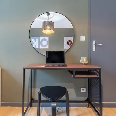 1 & 5 Appts - 1 A 4 Lits - 1 A 7 Pers - Max 31 Pers - 1 Immeuble - Confort, Flexibilite ------ - 1 & 5 Apts - 1 To 4 Beds - 1 To 7 Guests - Up To 31 - Same Building -- Cattenom Διαμέρισμα *