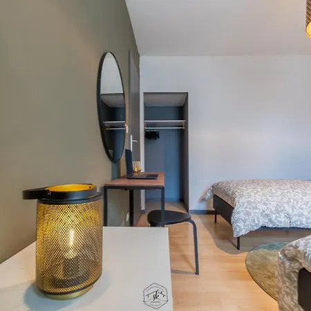 Διαμέρισμα 1 & 5 Appts - 1 A 4 Lits - 1 A 7 Pers - Max 31 Pers - 1 Immeuble - Confort, Flexibilite ------ - 1 & 5 Apts - 1 To 4 Beds - 1 To 7 Guests - Up To 31 - Same Building -- Cattenom *