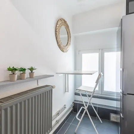 Apartment Matcha - 3 Min Parking, Wi-fi, Nespresso - Spacieux & Serein, Ideal Pros Et Familles - Spacious & Serene, Perfect For Pros & Families