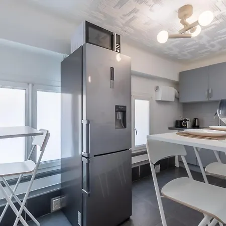 Matcha - 3 Min Parking, Wi-fi, Nespresso - Spacieux & Serein, Ideal Pros Et Familles - Spacious & Serene, Perfect For Pros & Families *