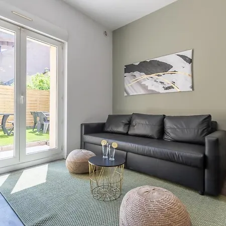 Apartment Matcha - 3 Min Parking, Wi-fi, Nespresso - Spacieux & Serein, Ideal Pros Et Familles - Spacious & Serene, Perfect For Pros & Families