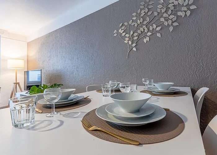 Cattenom 2 A 5 Lits Parking A 3 Min Wi Fi Ideal Equipes Pros Et Familles - 2 To 5 Beds Perfect For Workers And Families Hayange