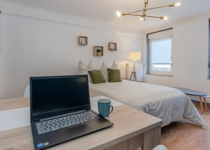 New Cattenom - For Teams & Families - 2 To 5 Beds, 3-min Parking * Hayange