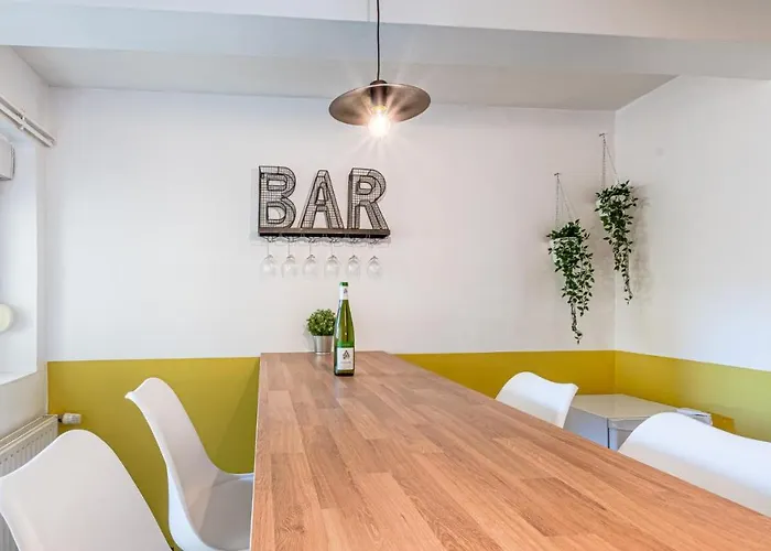 Cattenom 2 A 5 Lits Parking A 3 Min Wi Fi Ideal Equipes Pros Et Familles - 2 To 5 Beds Perfect For Workers And Families Hayange