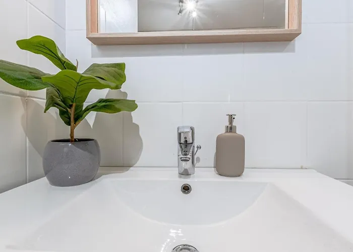 公寓 Cattenom 2 A 5 Lits Parking A 3 Min Wi Fi Ideal Equipes Pros Et Familles - 2 To 5 Beds Perfect For Workers And Families