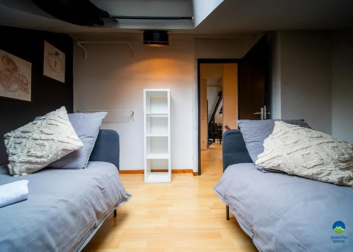 New Cattenom - For Teams & Families - 2 To 5 Beds, 3-min Parking 아파트