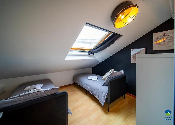 New Cattenom - For Teams & Families - 2 To 5 Beds, 3-min Parking